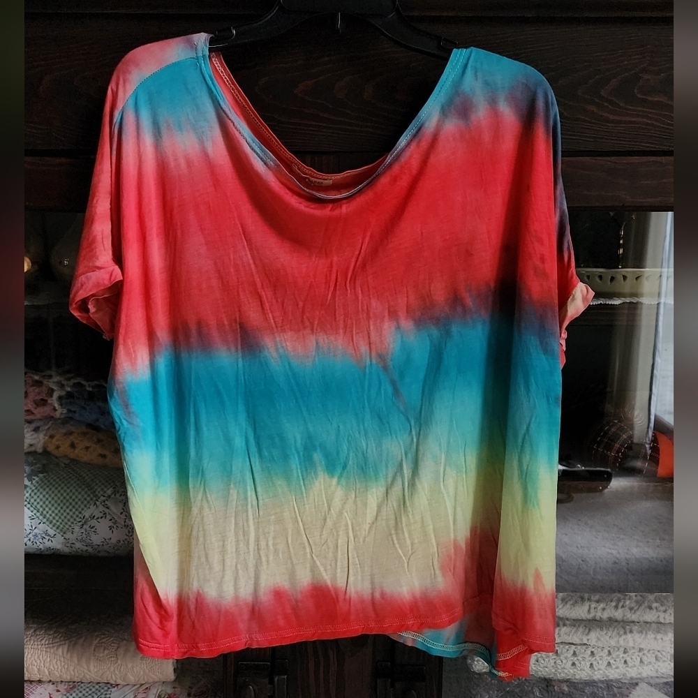 Piko 1988 Red and Blue Tie-Dye Short Sleeve Top